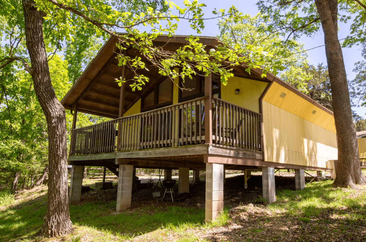 Getaway to Nature: Adventure in Family Cabins